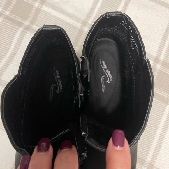 Easy Street Womens Dawnta Block Heel Booties, Size 10W but fits like a 10M - Picture 8 of 11